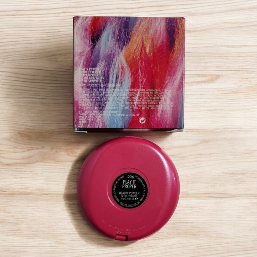 💋HOST PICK💋 NIB MAC Makeup X Trolls Play it Proper Beauty Blush Highlight powder - Picture 4 of 6